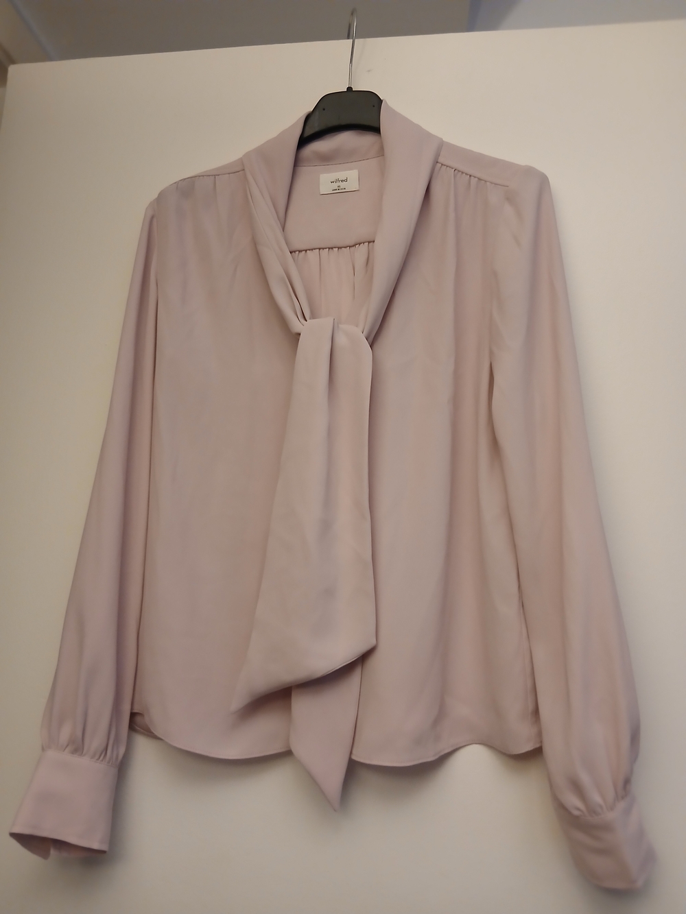 Wilfred Light Pink Tie-Neck Blouse